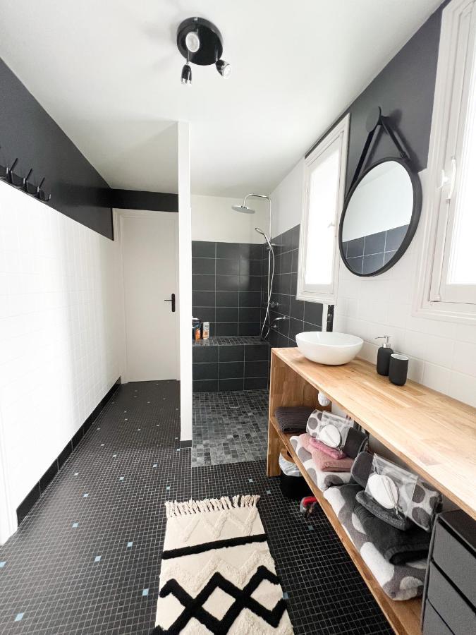 Chez Jeannette, Appartement Entre Centre Et Plages กงการ์โน ภายนอก รูปภาพ