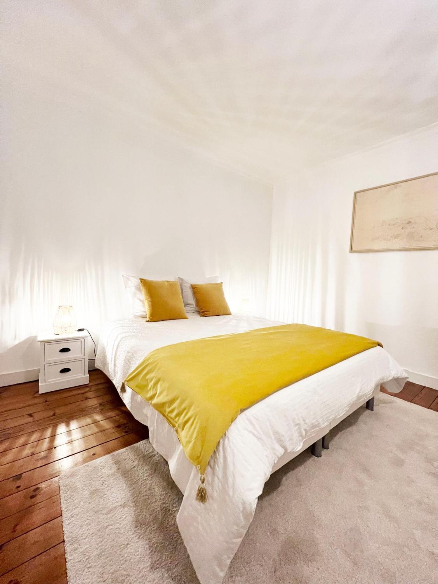 Chez Jeannette, Appartement Entre Centre Et Plages กงการ์โน ภายนอก รูปภาพ