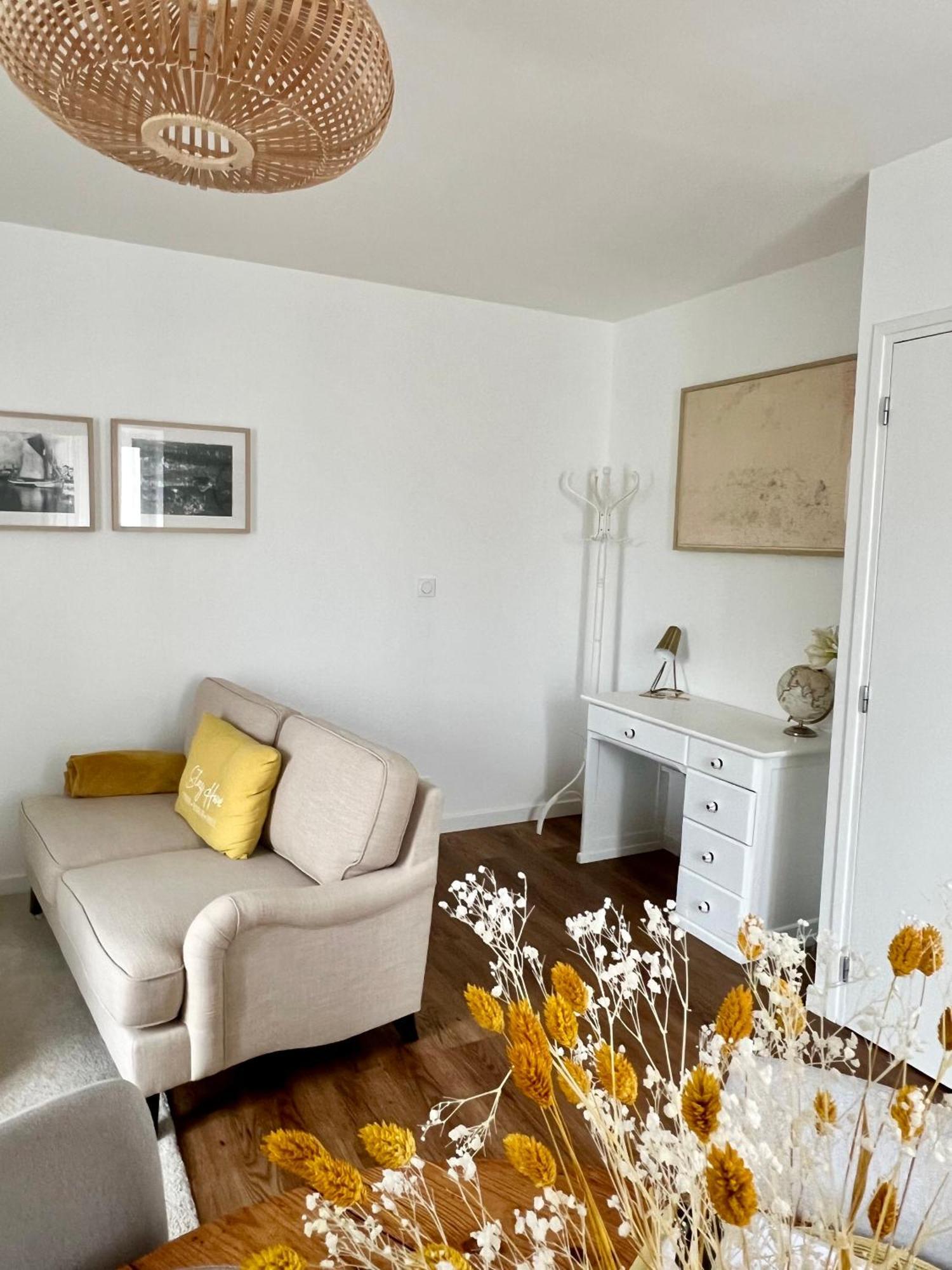 Chez Jeannette, Appartement Entre Centre Et Plages กงการ์โน ภายนอก รูปภาพ