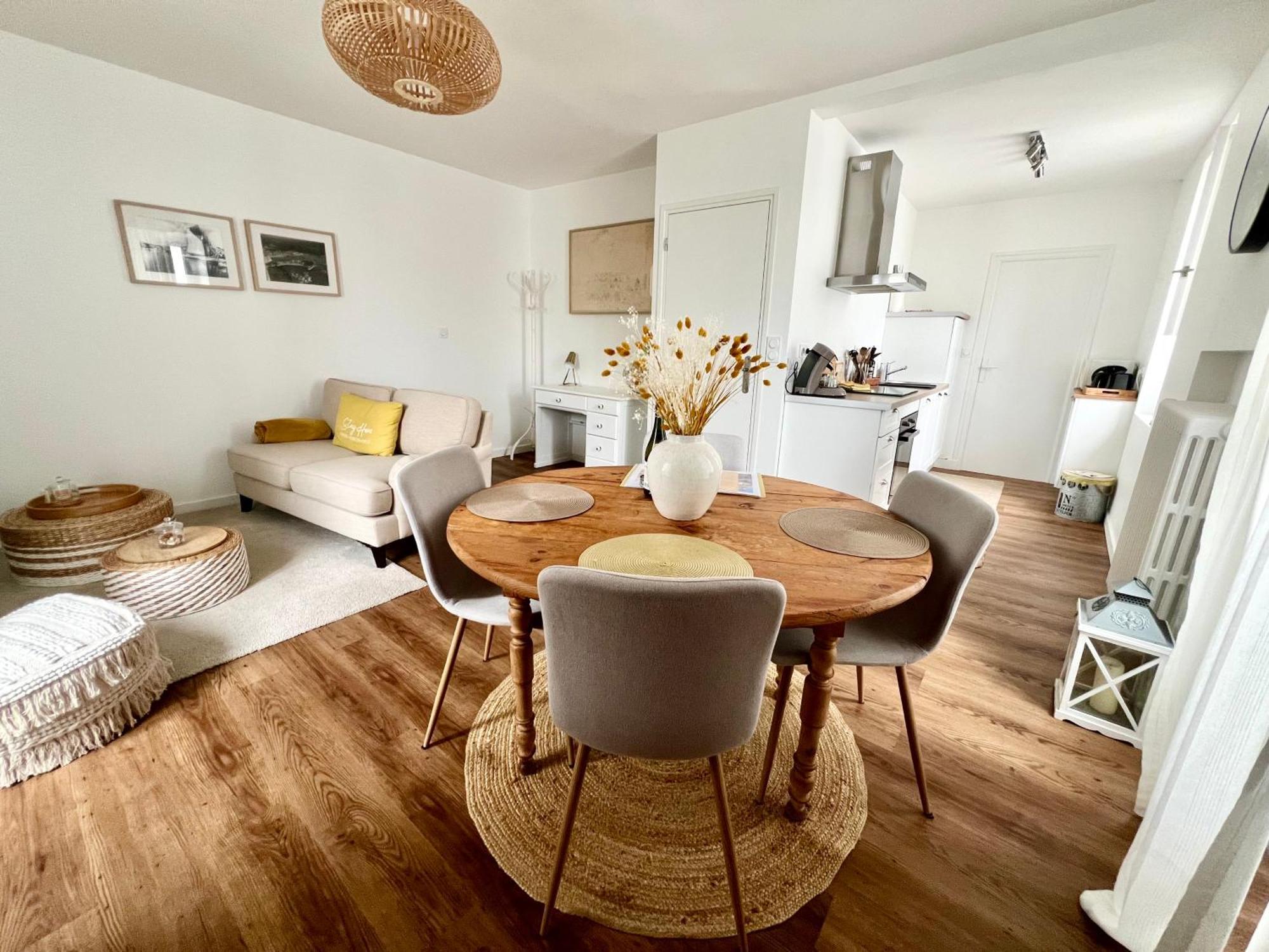 Chez Jeannette, Appartement Entre Centre Et Plages กงการ์โน ภายนอก รูปภาพ